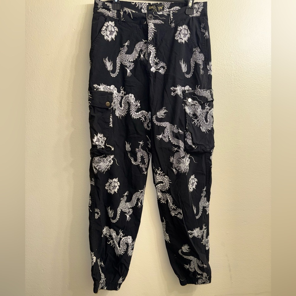 Black‎ Dragon Print Cargo Jogger Pants Womens Size M Streetwear